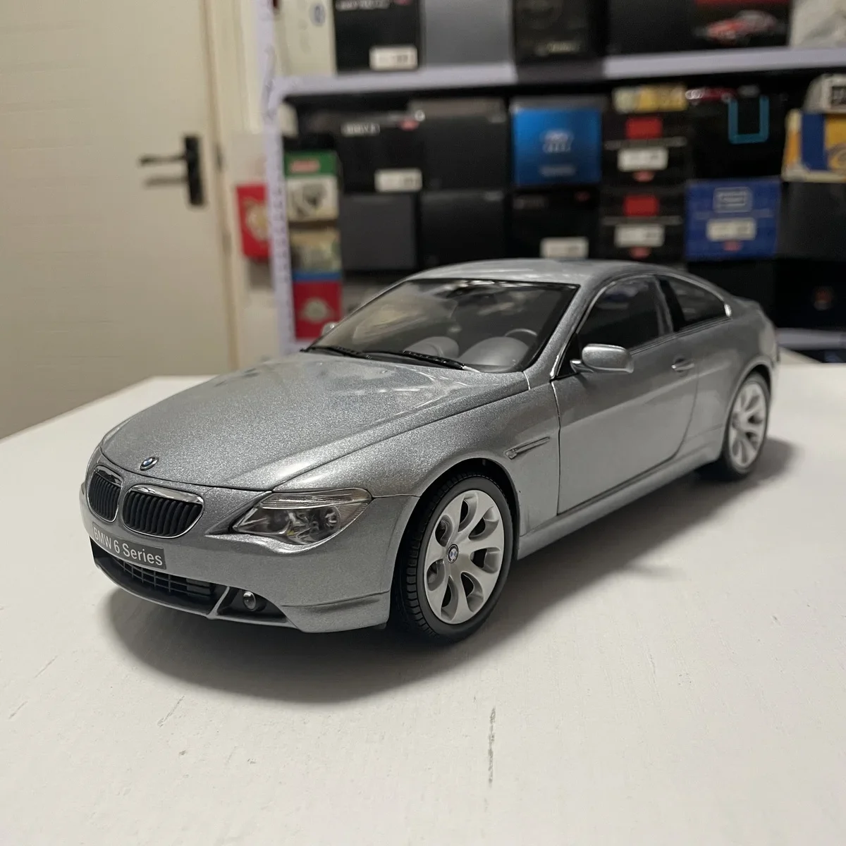 BMW 6 Series E63 645Ci Coupe 1:18 Scale Alloy Classic Luxury Car
