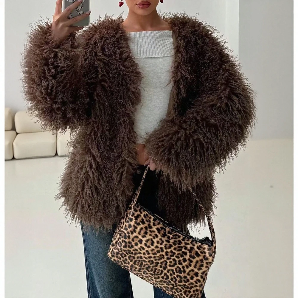 

Fur One Повседневный стиль Интегрированная шуба Женская верхняя одежда Удобный мягкий материал Модный модный дизайн