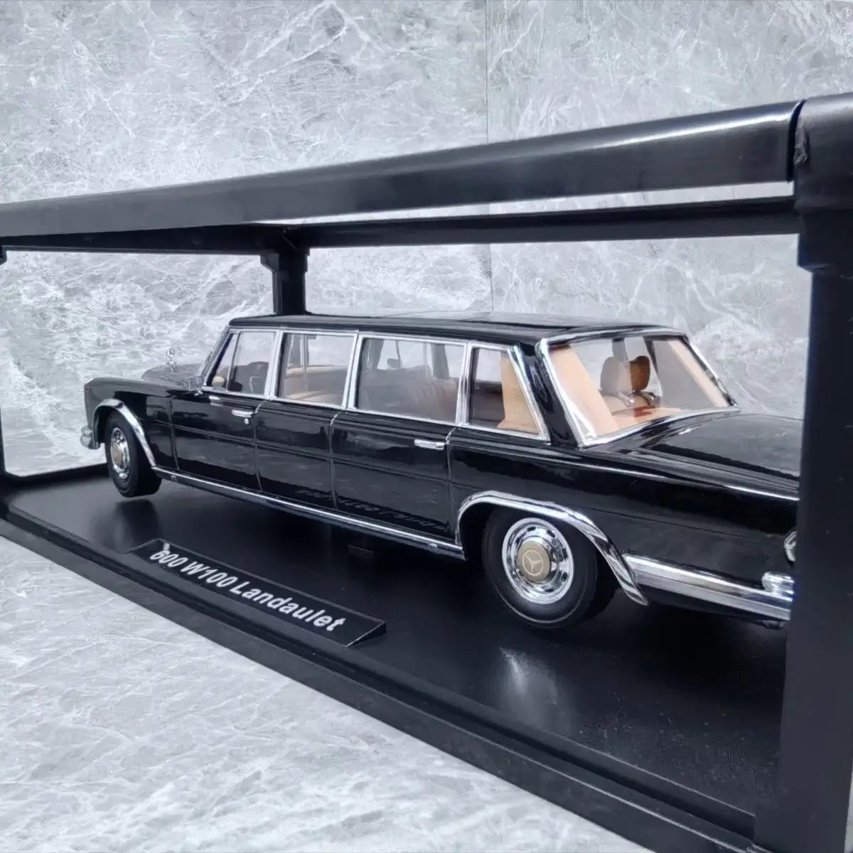 KK 1/18 Benz 600 W100 Pullman، نموذج سيارة من خليط معدني، زخرفة ثابتة للبالغين