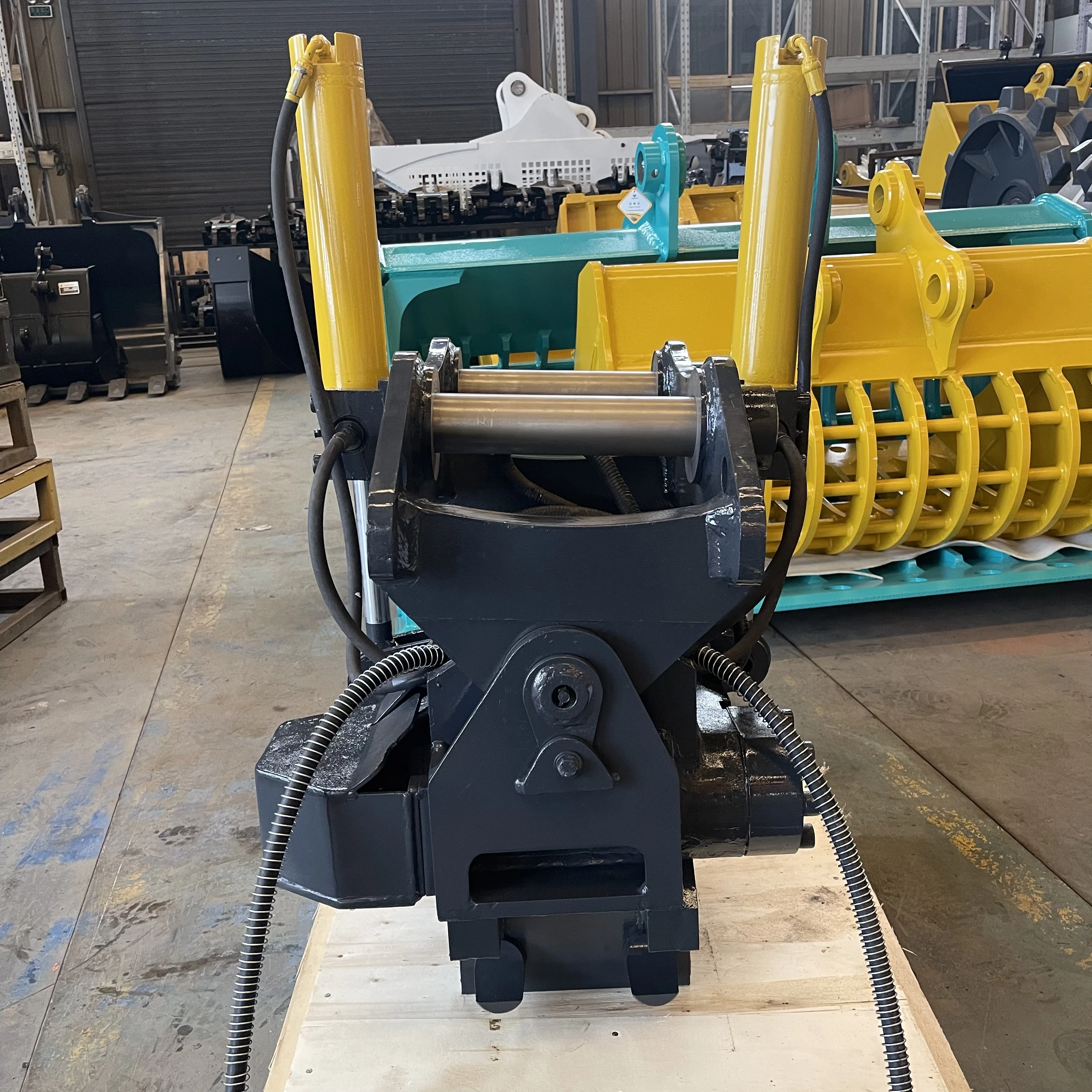 MONDE Excavator Hydraulic Tilt Rotator 3 - 20 Tons Excavator Universal Tilt Rotators Quick Coupler Hitch Rotator For Sale