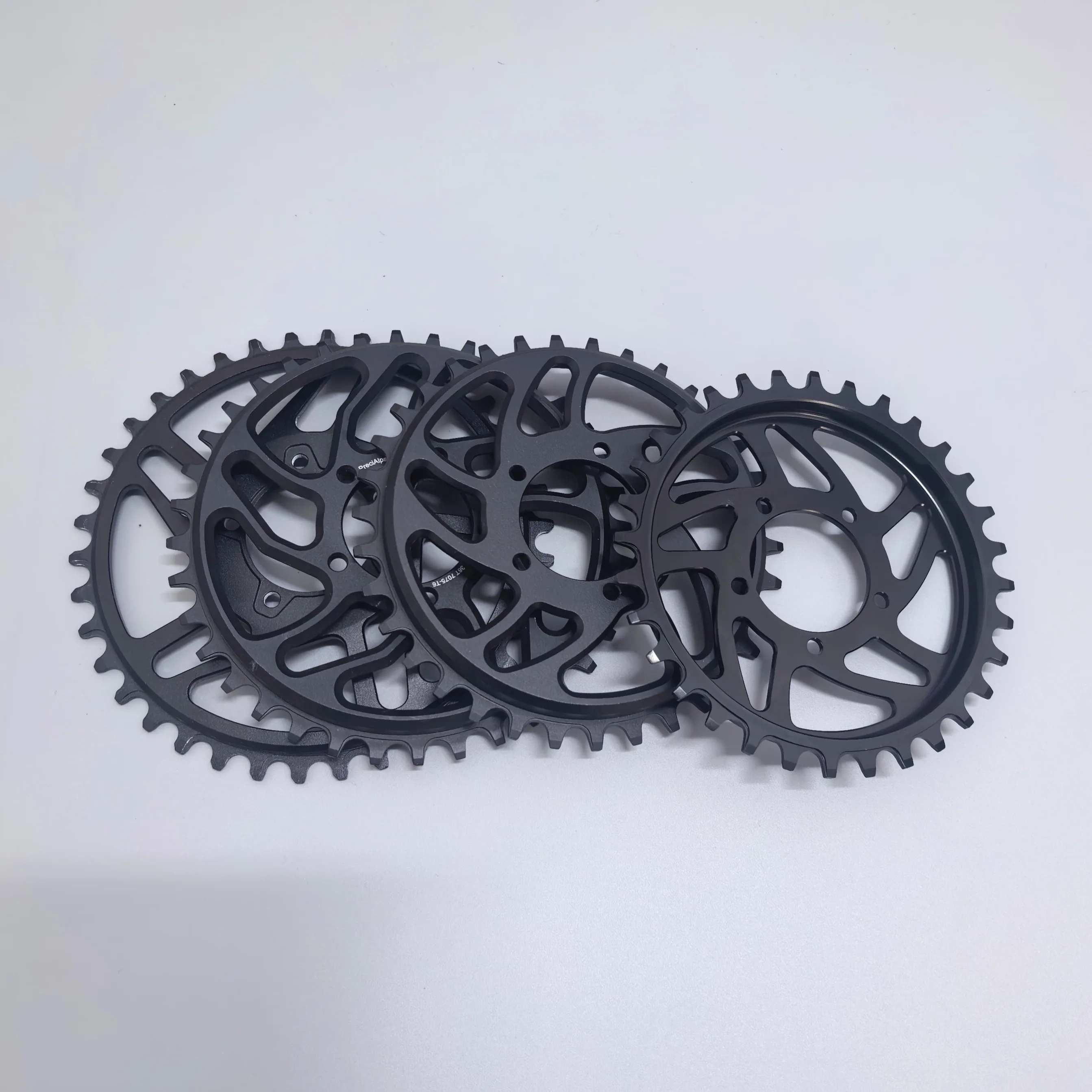 

Для звездочки TONGSHENG TSDZ8 и TSDZ16 32T 34T 36T 38T узко-широкий дизайн со смещением 7 мм