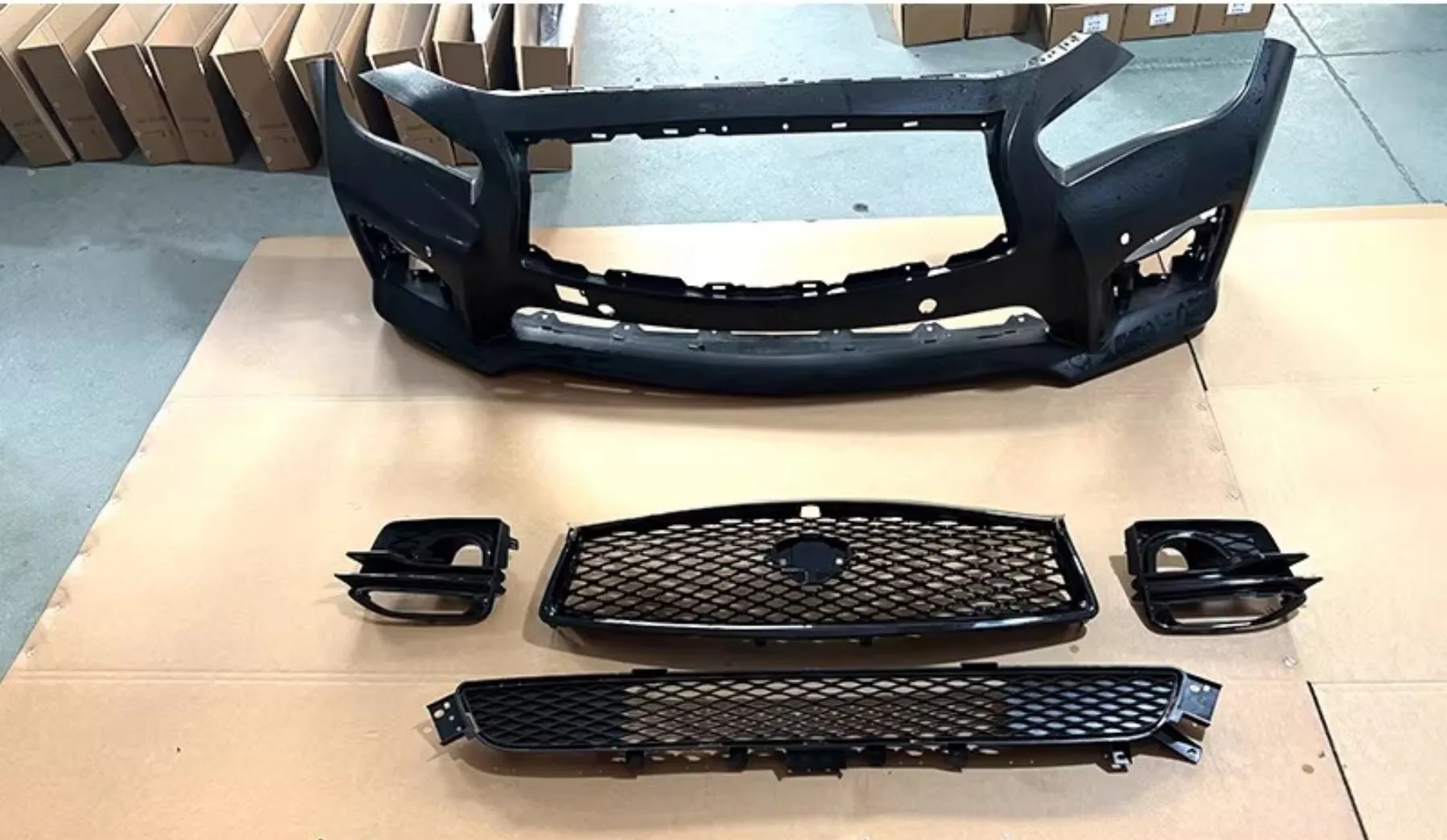 

Комплект обвеса кузова: передний бампер и решетка радиатора для Infiniti Q50 19-21