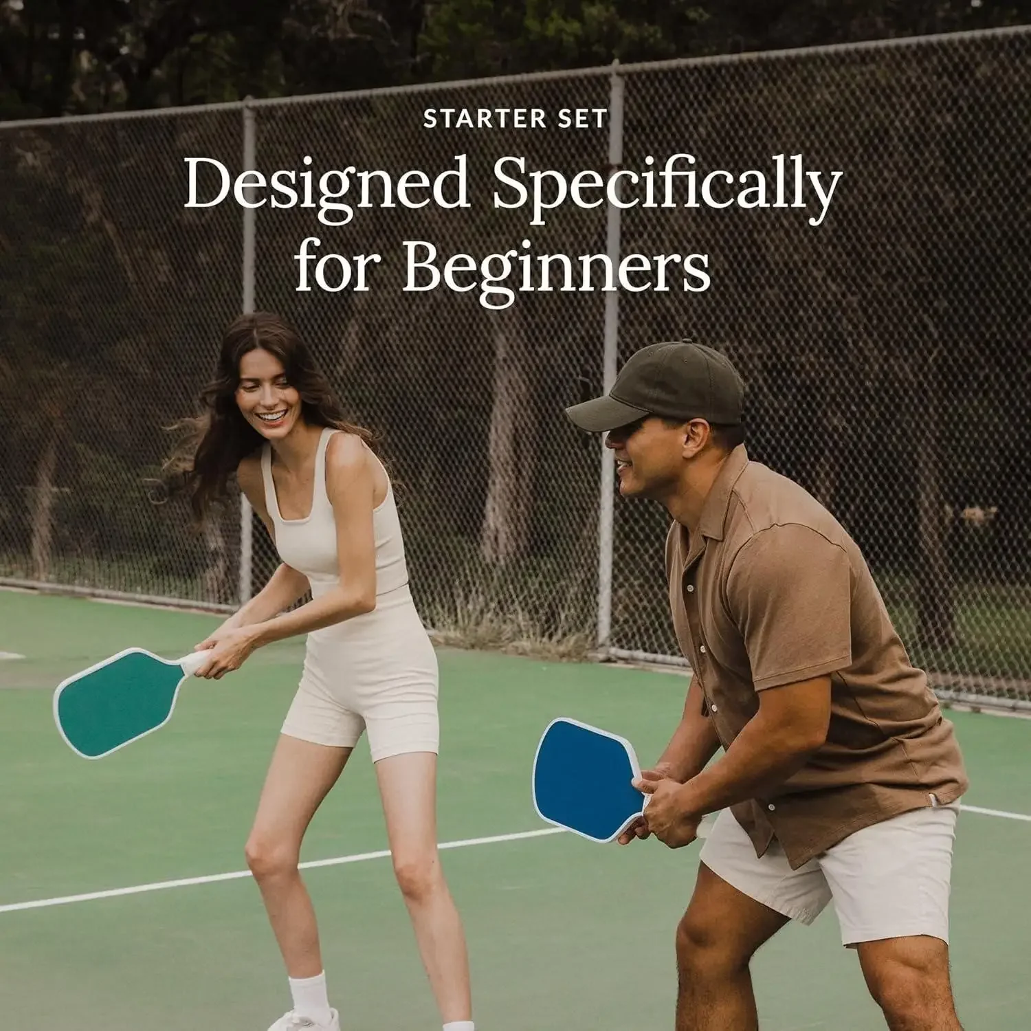 Starter-Set aus Premium-Pickleball-Paddeln und vier (4)-Pickle-Bällen – leichte, wabenförmige Ce- und bequeme Griffe – perfekt