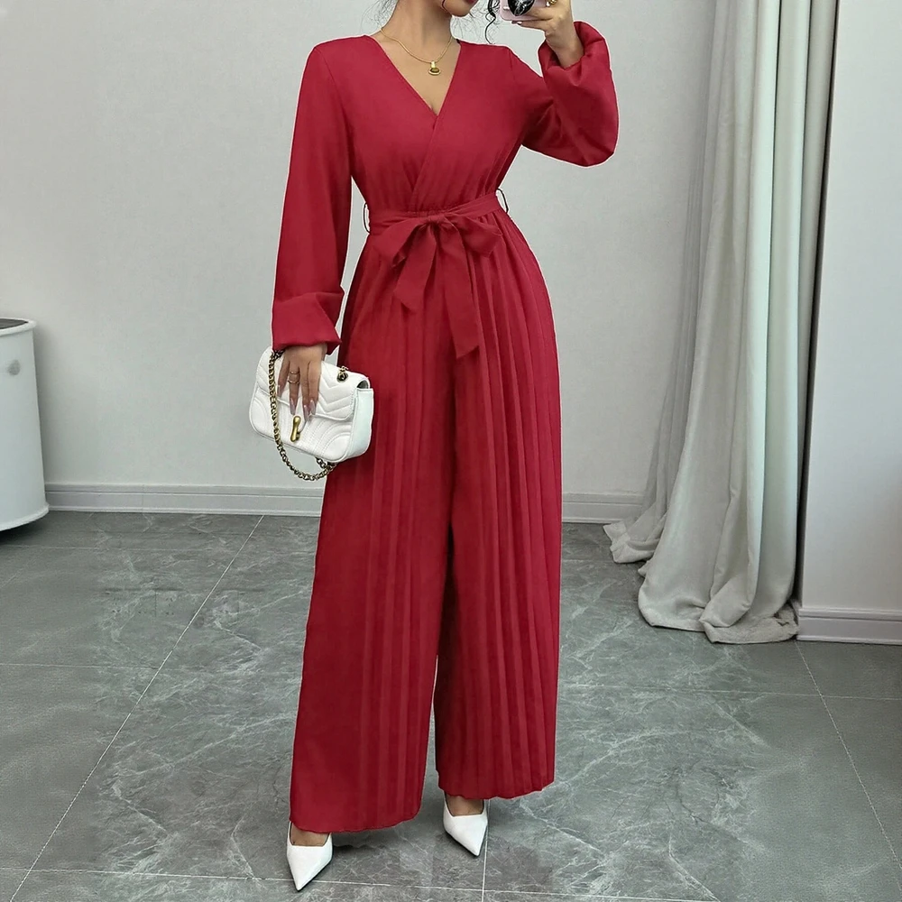 カジュアルフィットのラウンドネックジャンプスーツ、装飾要素なし、女性用ボトムウェア、アンサンブルスタイル