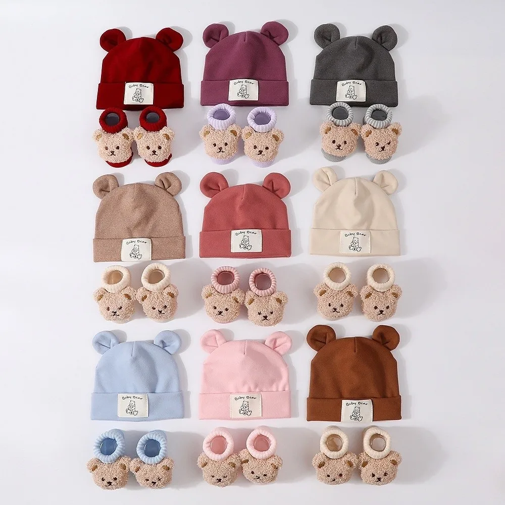 2Pcs/Set Cute Cotton Baby Hat Socks Set Soft Warm Infant Cap Socks Cartoon Pullover Cap Bear Ear Beanie for Newborn