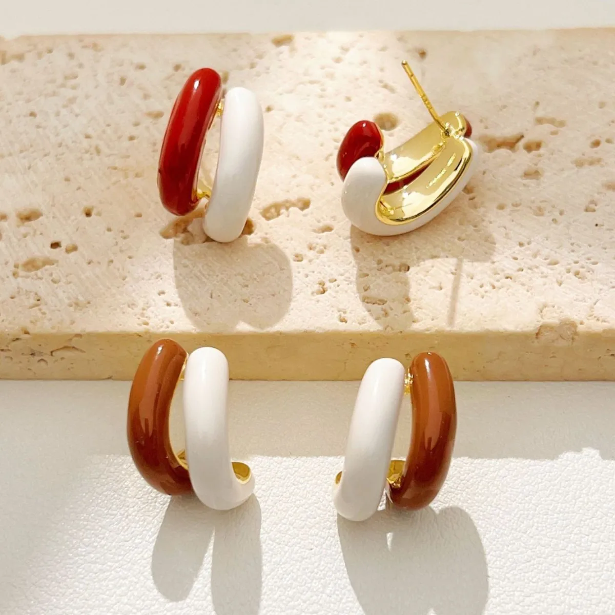 Simple painted thick regular earrings, fashionable and versatile earrings, commuting light luxury earrings