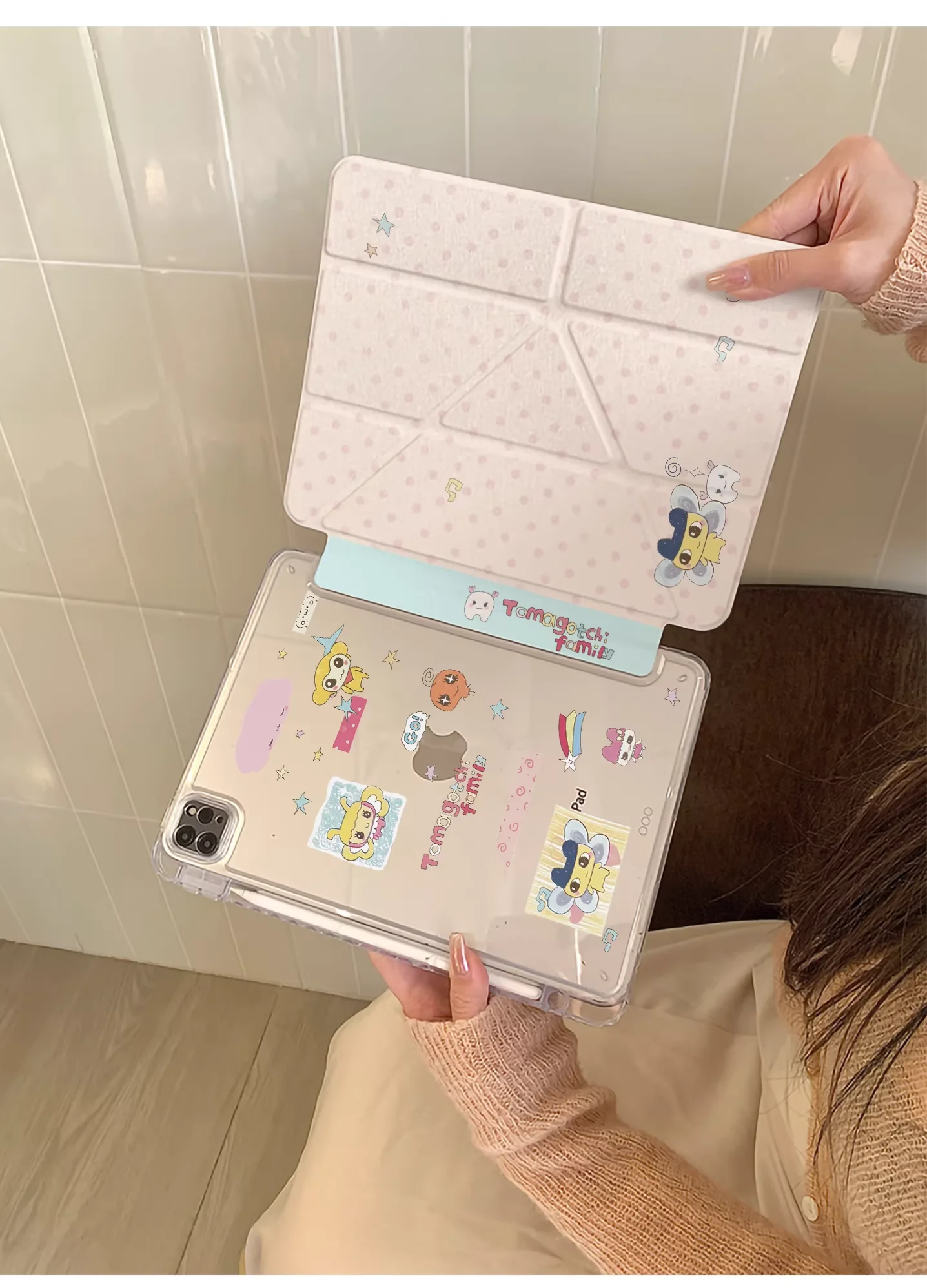 

Korean Cartoon Character Dot With Pen Slot For iPhone iPad Mini 4 5 6 7 8 9 10 Air 1 2 3 4 5 6 7 M2 M3 A16 Pro M4 M5 Cover Ins