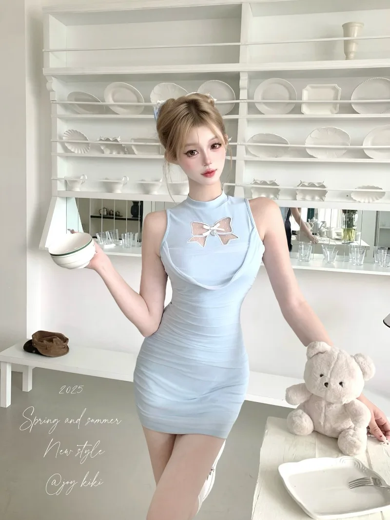 2025 verano estilo francés puro deseo chica diseño hueco vestido sin mangas azul corto ajustado dulce temperamento vestidos señoras