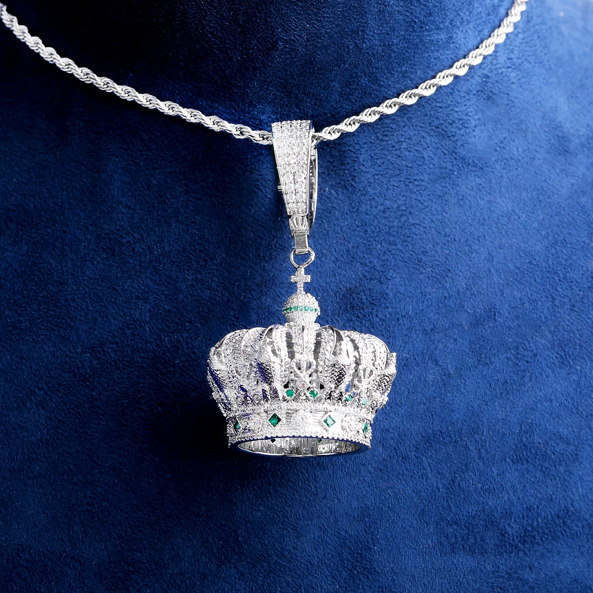 Bubble Letter Iced Out Paris Vintage Crown Necklace Pendant for Queen Real Gold Plated Cubic Zirconia Hip Hop Jewelry