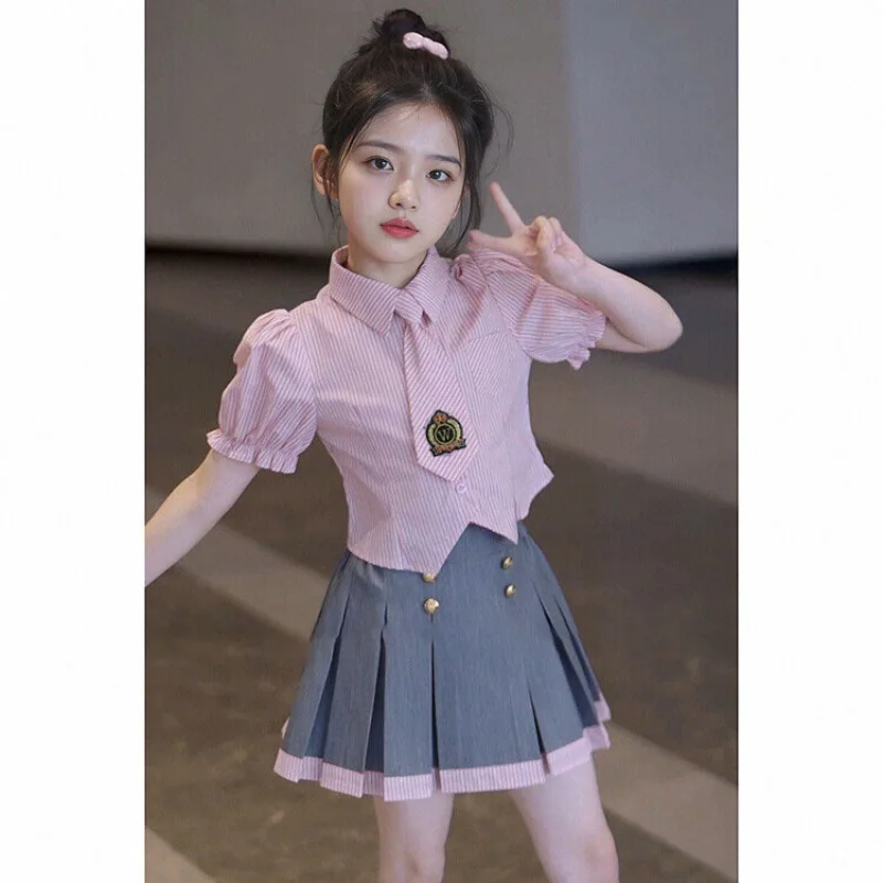 

Fashion King Children's Clothing Studio&Pink Striped Pleated Skirt Set