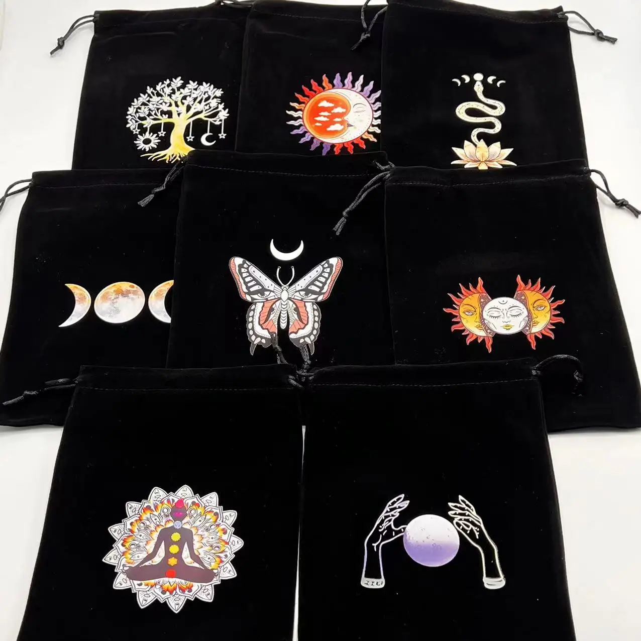 15x20cm Soft Velvet Tarot Card Pouch Storage Bag Runes Constellation Witch Divination Moon Phase Tarots Pouch Jewelry Dice Bags