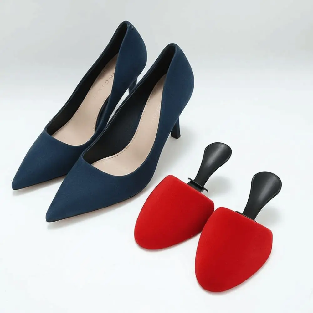 1 Pair Flocking Surface Shoe Trees PU Foam Anti Wrinkle Shoe Shapers Soft Texture Prevent Deformation Crease Protectors