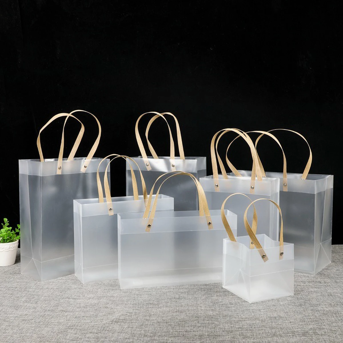 10PC Frosted PVC Tote Bags Waterproof Transparent Eco-Friendly Reusable Strong Sturdy Gift Bags with Large Load-Bearing Capacity