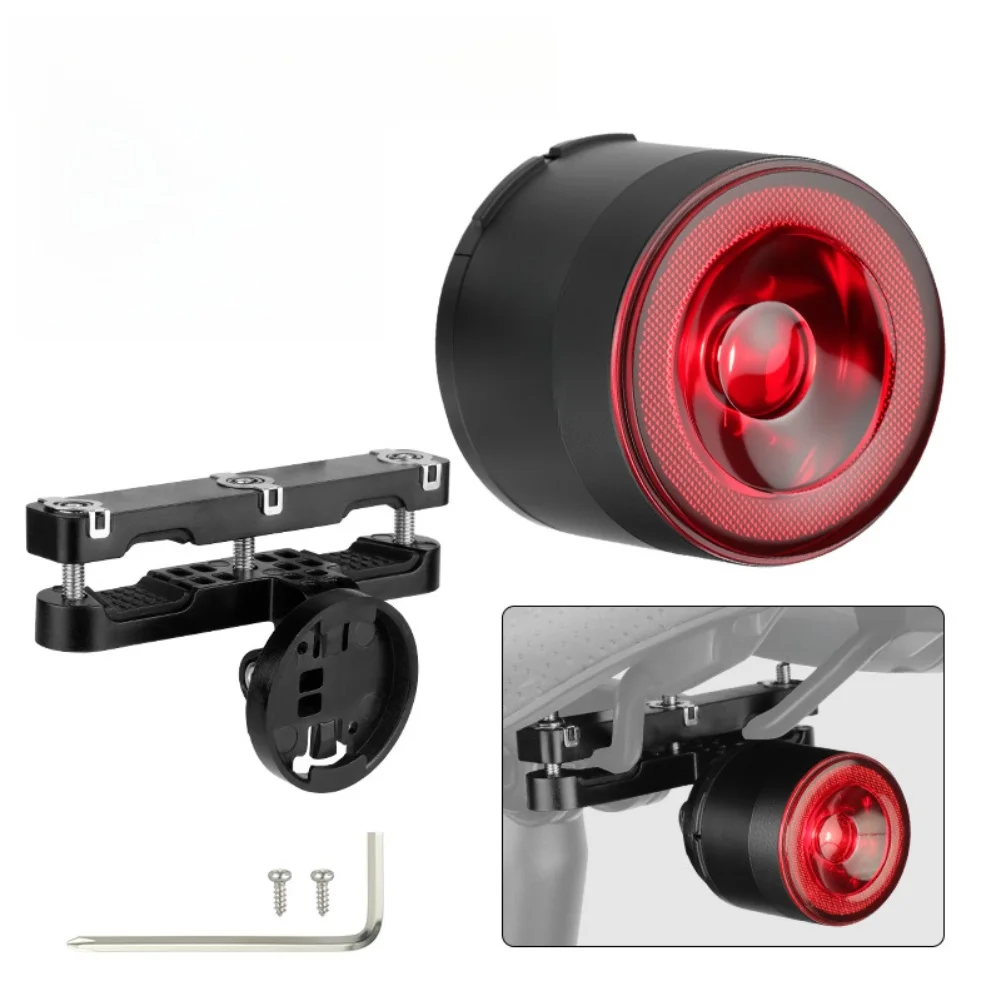 

Задний фонарь для велосипеда с интеллектуальным датчиком тормоза, перезаряжаемый через USB-C, IP66, устойчивый к атмосферным воздействиям, 4 режима освещения, светодиод 300 люмен для ночной езды