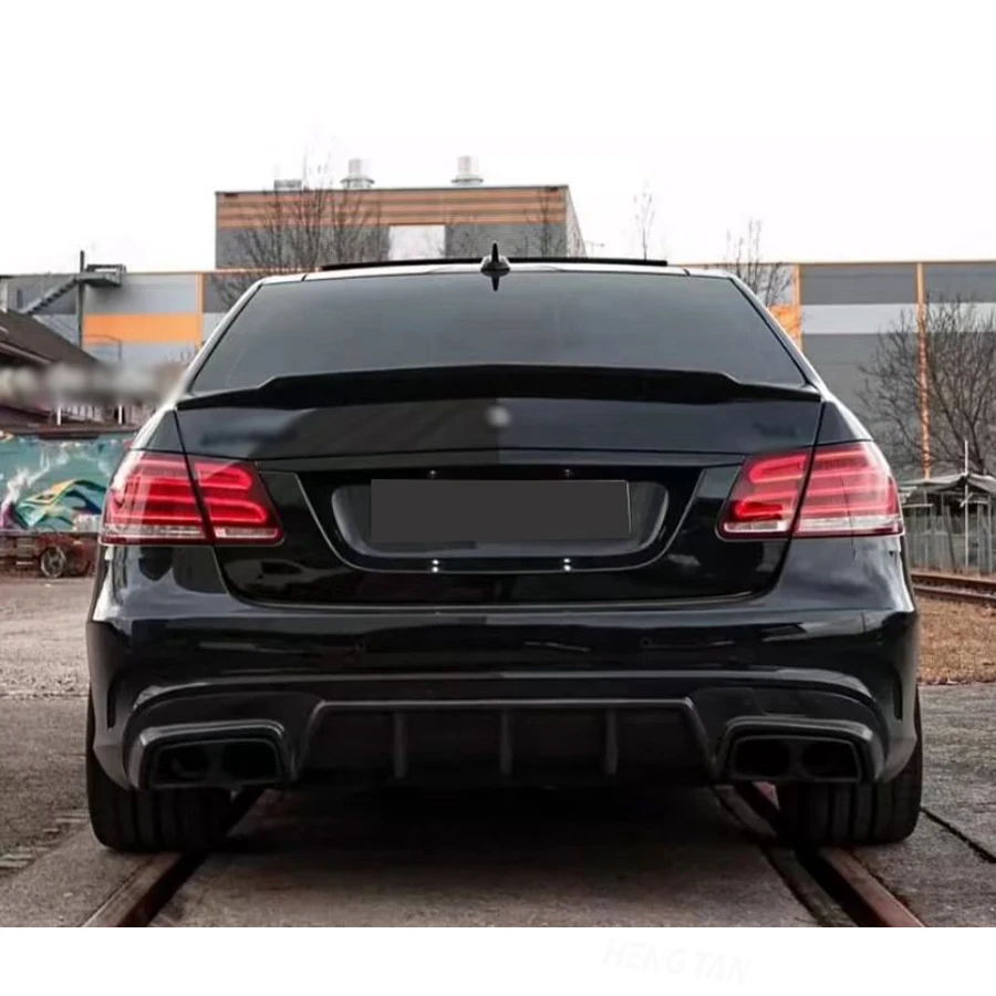 For Benz C Class W212 E63 AMG 2014 -2016 Carbon Fiber Car Rear Bumper Lip Diffuser Spoiler Parts Body kit Car Accessories