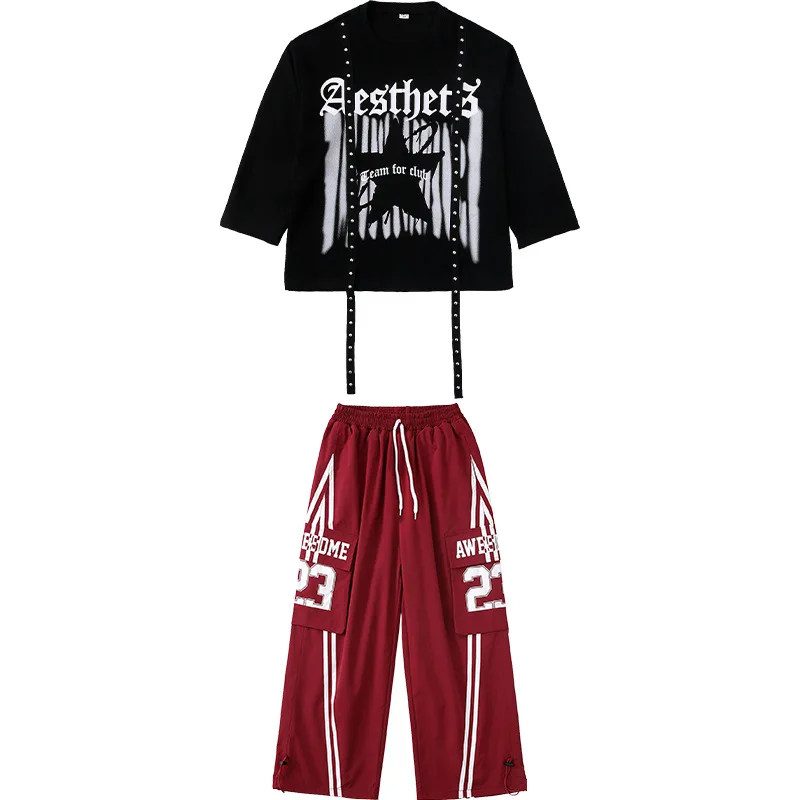 Abbigliamento Hip Hop Kpop per bambini Felpa lunga con cinturino con rivetti neri Pantaloni cargo a righe rosse da strada per abiti da ballo per ragazze e ragazzi