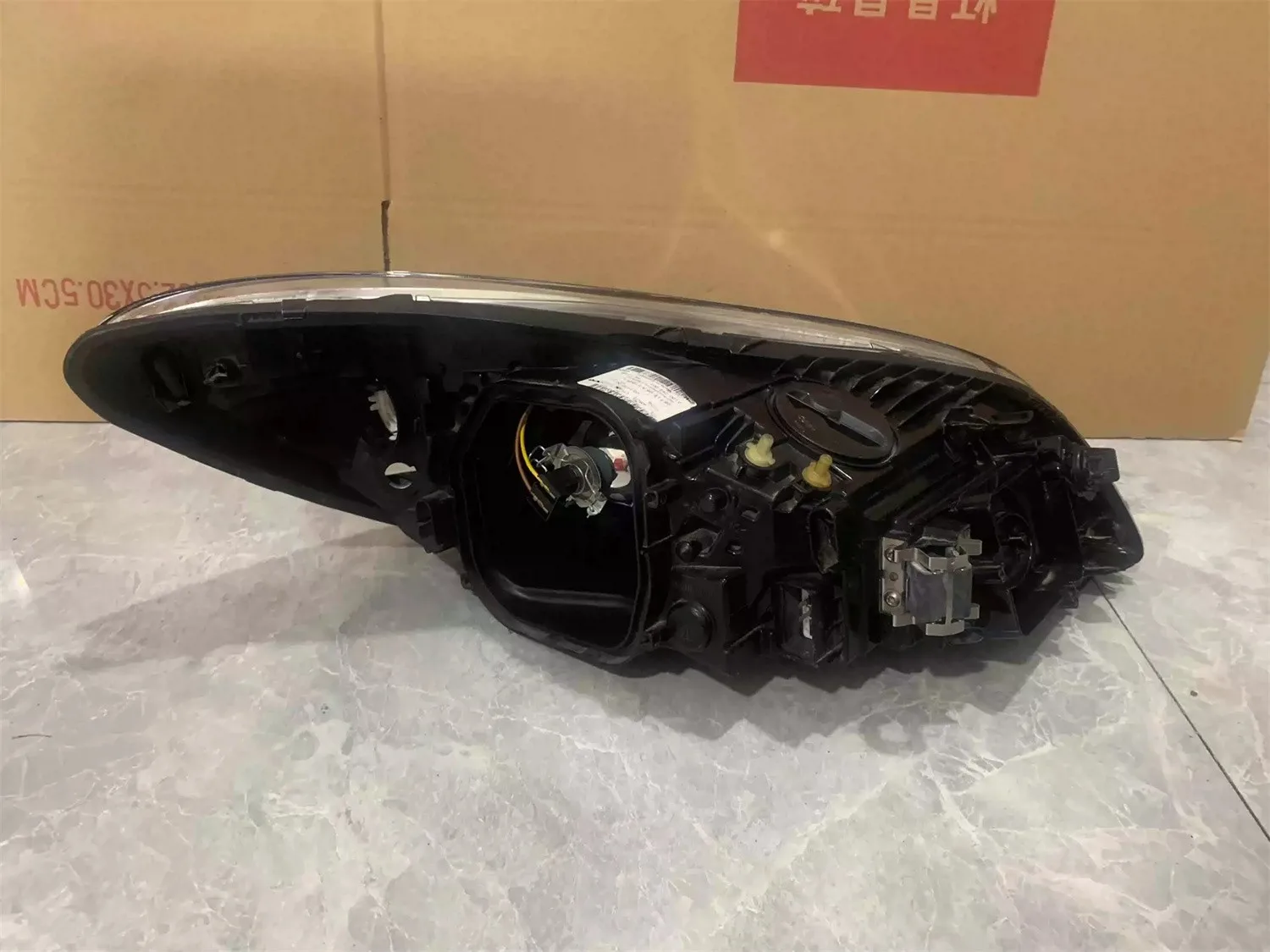 Front Headlight headlamp for Volvo C30 Daytime Running DRL Turn signal