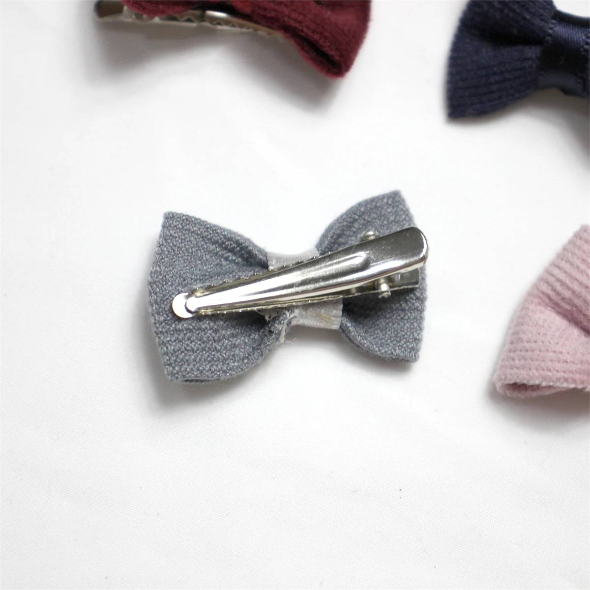 Velvet Ribbon Small Bow Hair Clip for Newborn Macarons Alloy Bobby Pin for Baby Girls Small Bow Hair Clip Kids Bowknot Barrettes