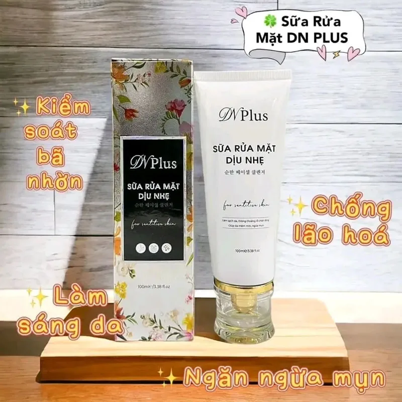 Sữa Rữa Mặt Dịu Nhẹ DN Plus 100ml Làm Sạch Sâu, Thông Thoáng Lỗ Chân Lông. Hỗ Trợ Mụn Trắng Da Giữ ẩm, SUA RUA MAT, Trang Da