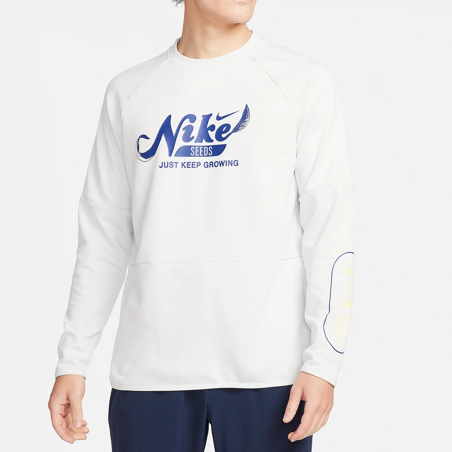 

Nike подлинная весенняя новая мужская спортивная повседневная вязаная толстовка с круглым вырезом FN3290-025