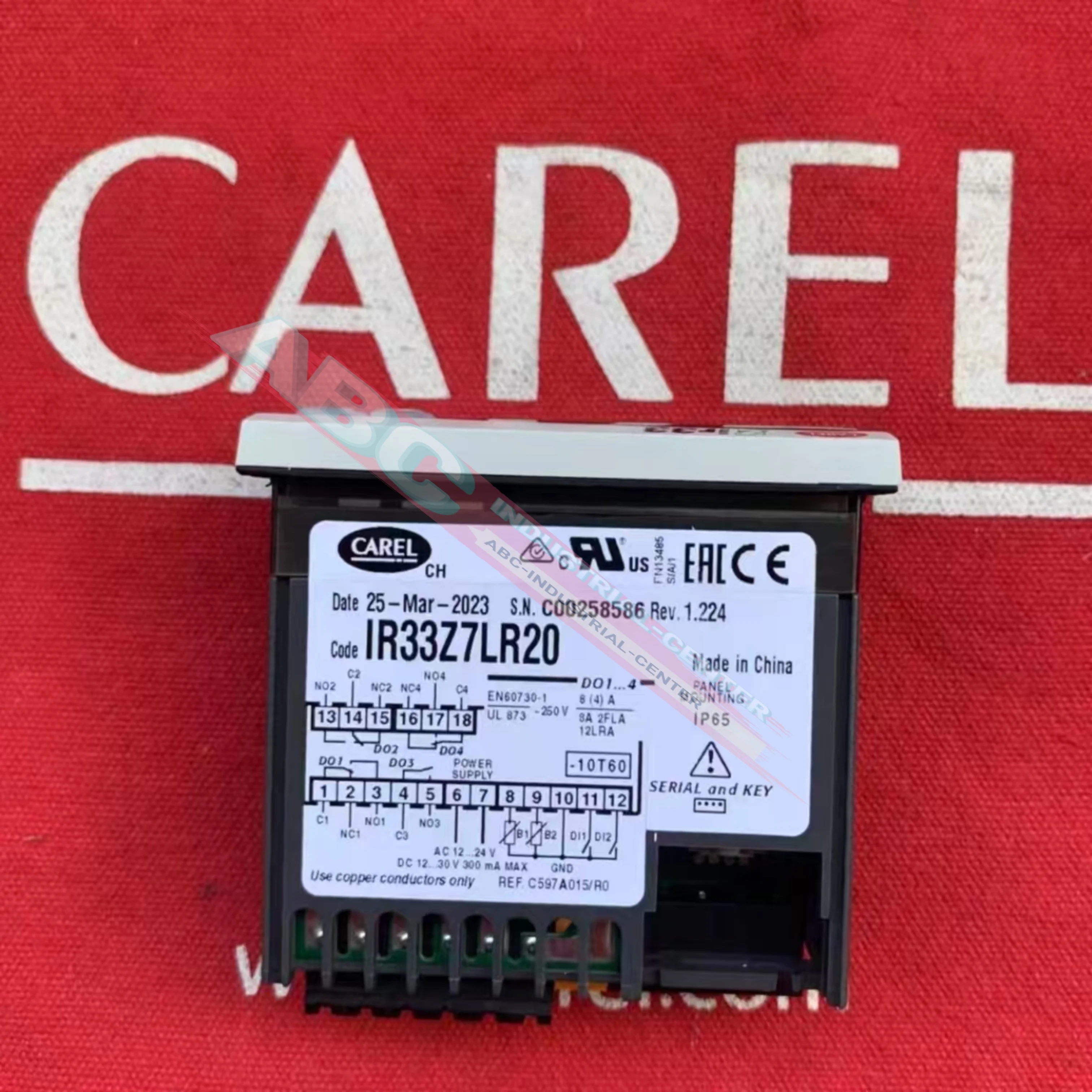 

Новое оригинальное твердотельное реле IR33Z7LR20 RJ1A60D30E