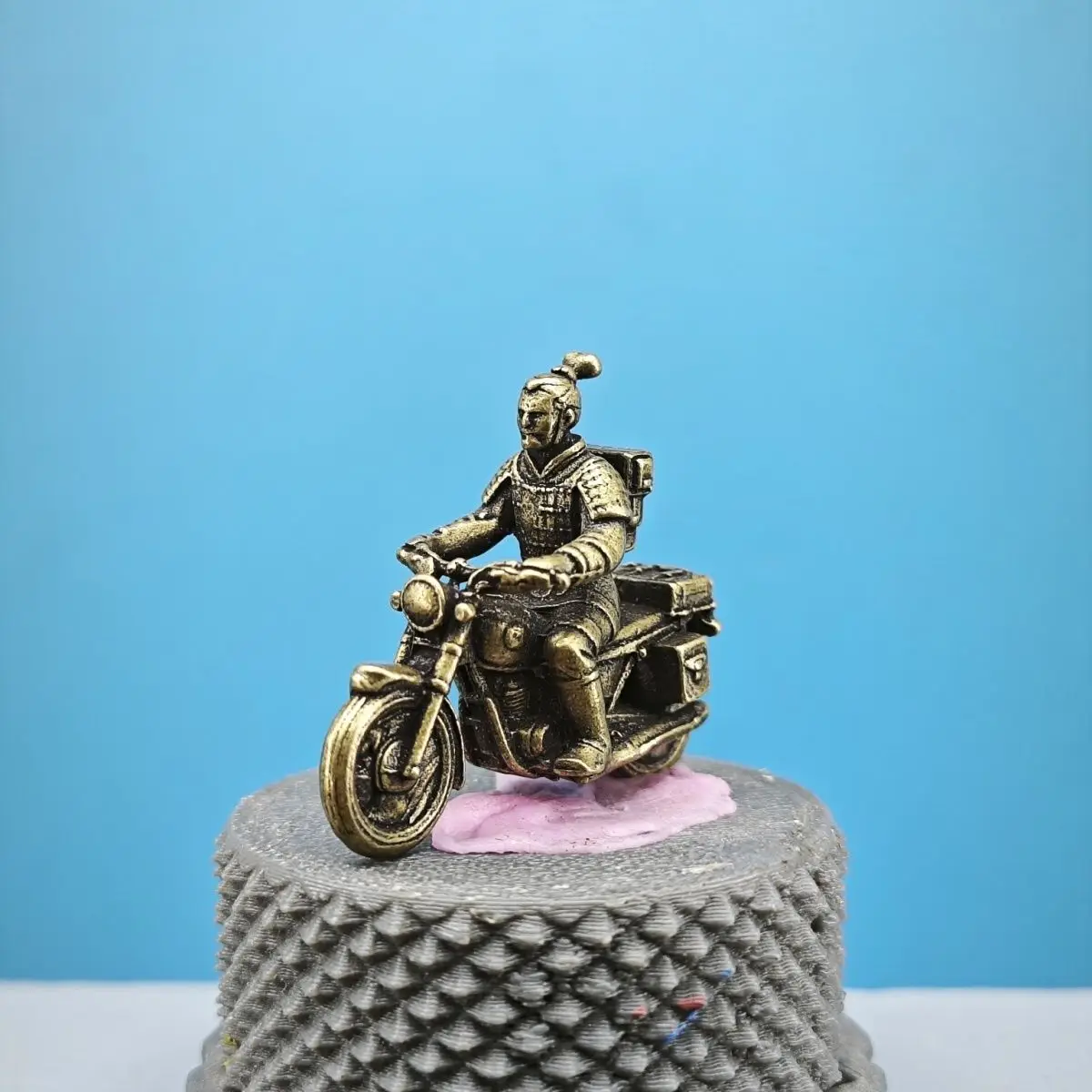 Brass Motorcycle Riding Terracotta Warrior Signalman Model Ornament Fun Cultural and Creative Characteristic Gift Qin Shi Huang