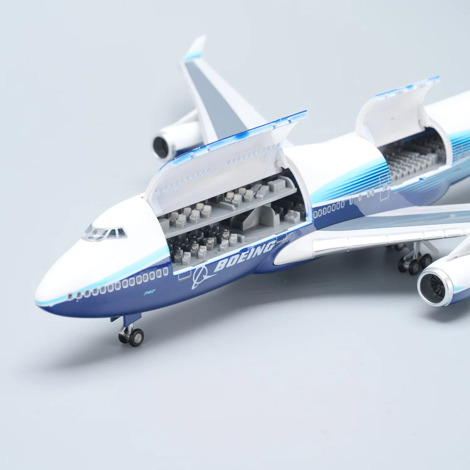 47cm Cabin Door Openable Prototype 747 Large Scale Resin Airplane Model Kit with Stand for Aviation Gift or Home Decoration