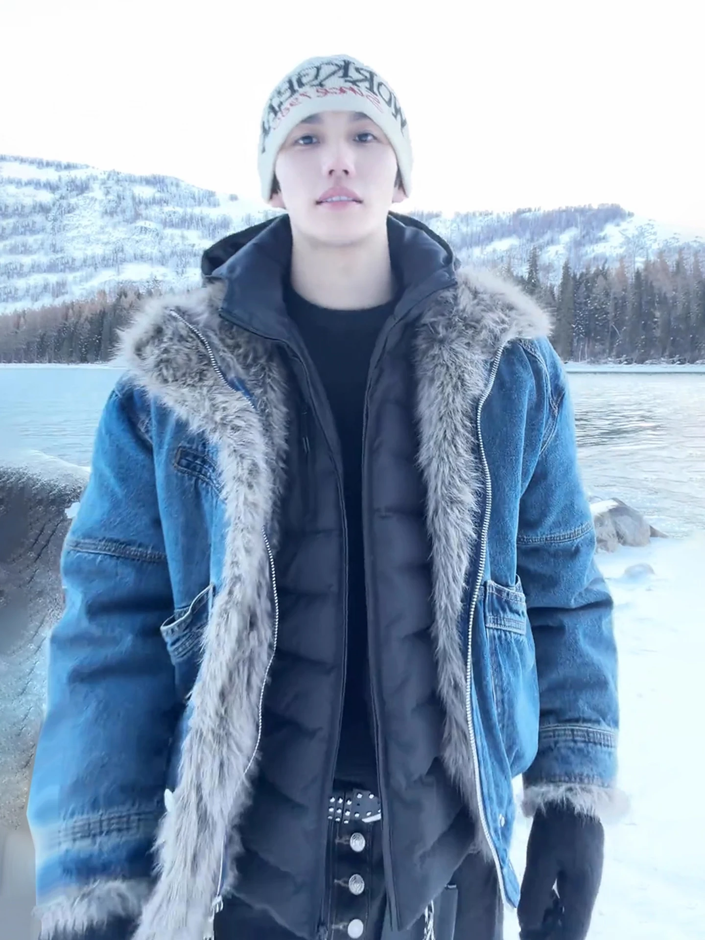 

Мужское зимнее теплое джинсовое пальто свободного кроя с меховым воротником American Decosition ort Jaet, универсальное Sle