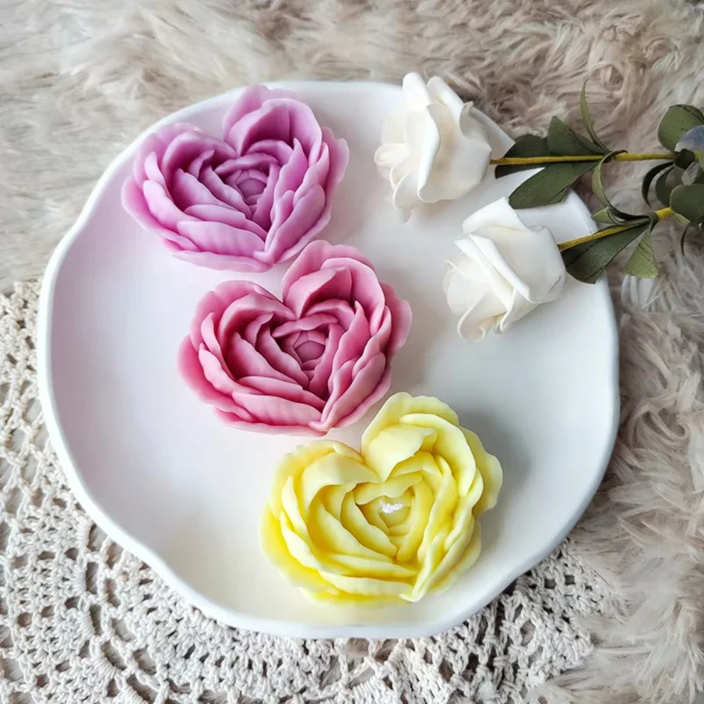 

Heart shaped rose scented candle mould for Christmas wedding celebration home décor