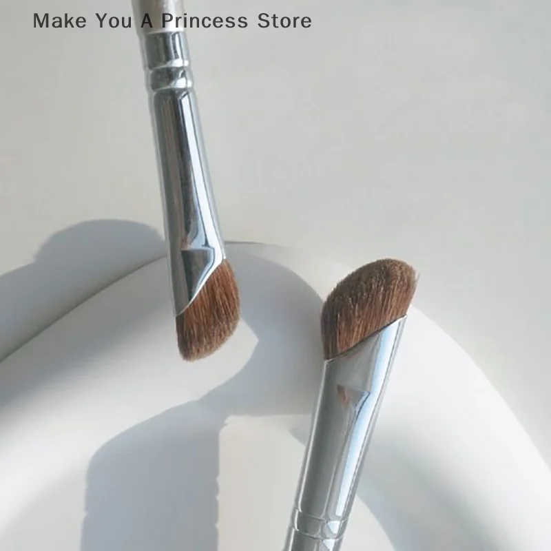 Sikkel Bevel Neus Schaduw Borstel Zachte Schuine Platte Kop Neus Contour Smudge Make-Up Kwasten Markeerstift Blush Cosmetica Tool