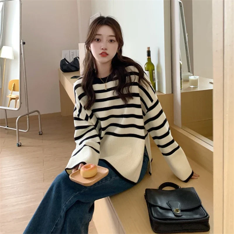 

Sweet Women Striped Sweaters Korean Knitted Loose Long Sleeve Women Pullovers Autumn Retro Preppy Style Ladies Casual Tops