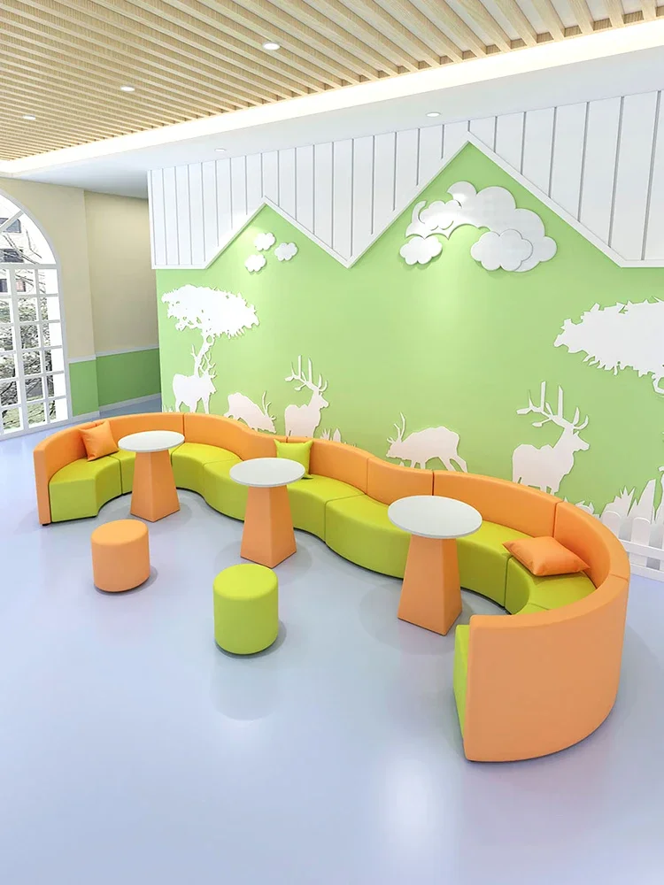 Kindergarten training class Counseling institution Children's activity room Parents waiting lounge sofa combination