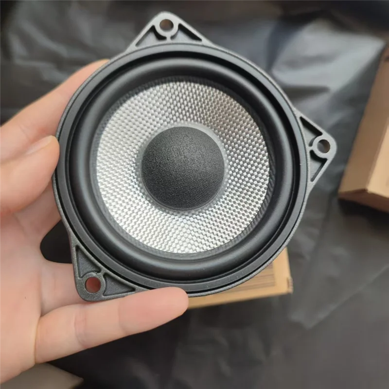 

1PCS 4 Inch Black Center Speaker For BMW F10 F11 G20 G30 F30 F34 F48 F25 F15 F16 G01 G05 E60 E90 E81 E84 65139279632