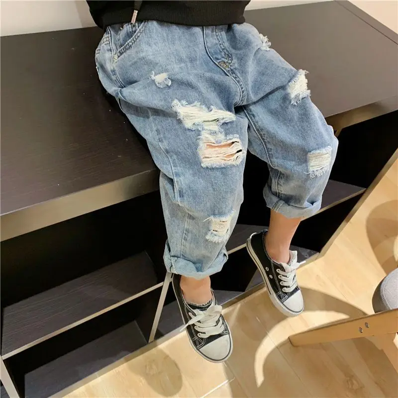 Spring and Autumn New Jeans Baby Girl Pant Baby Boy Trousers Clothes Solid Color Ripped Jeans Children\'s Clothing