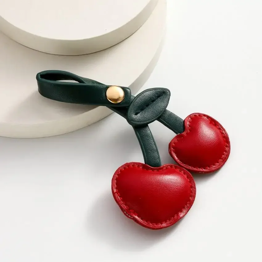 

Bag Charms Luxury Bag Chain Cherry Pendant Pendant for hermes Bag Women Handbag Purse Keychain Man Backpack Wallet Decoration
