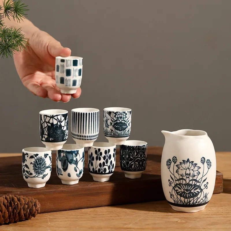 Creative Ceramic Sake Cup Set Sushi Restaurant Japanese Rice Wine Drinking Splitters Baijiu Tasting Cups Teacup Gift for Friends