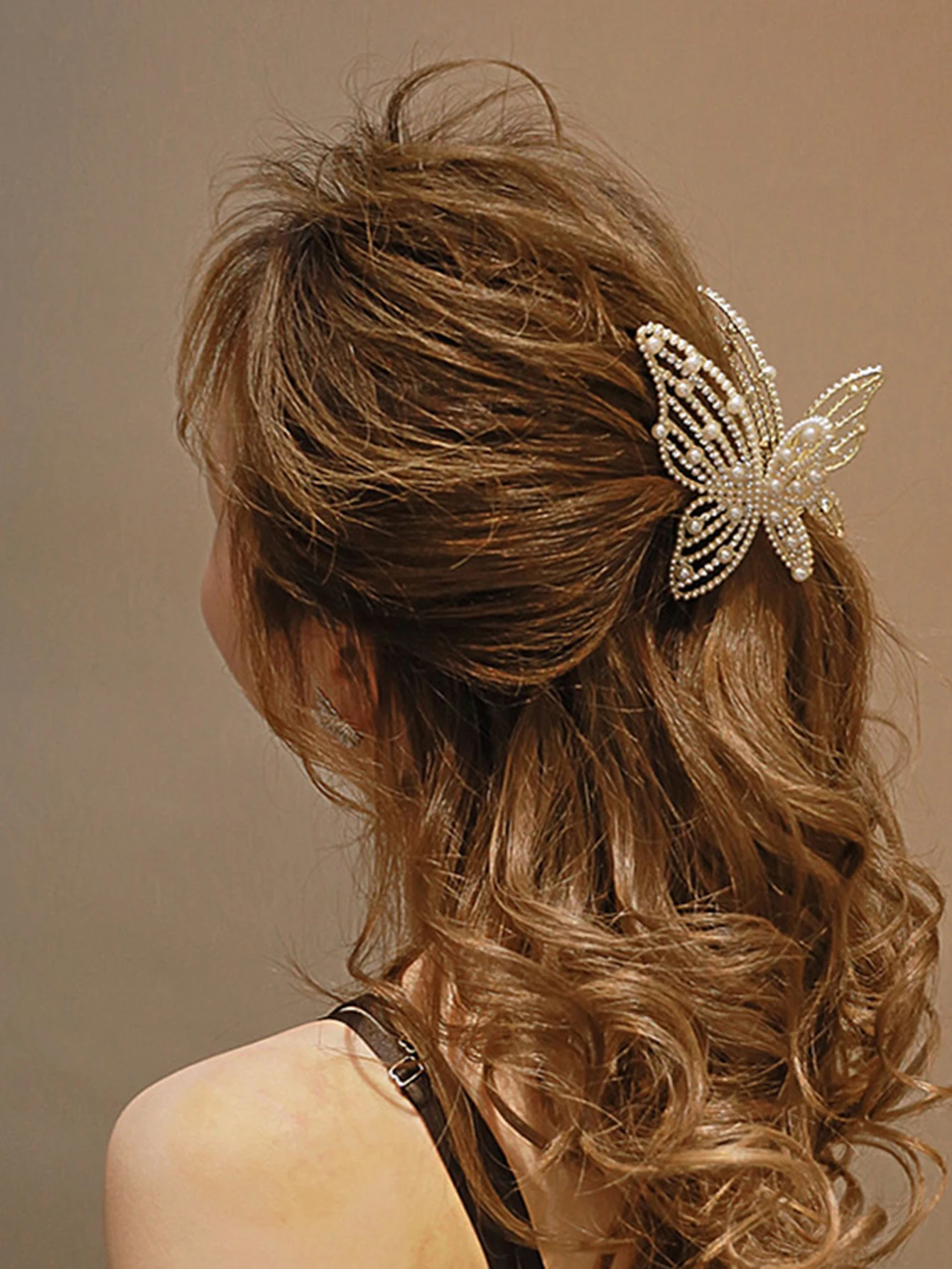 1 peça garras de cabelo com borlas de borboleta e pérola da moda para mulheres acessórios para cabelo