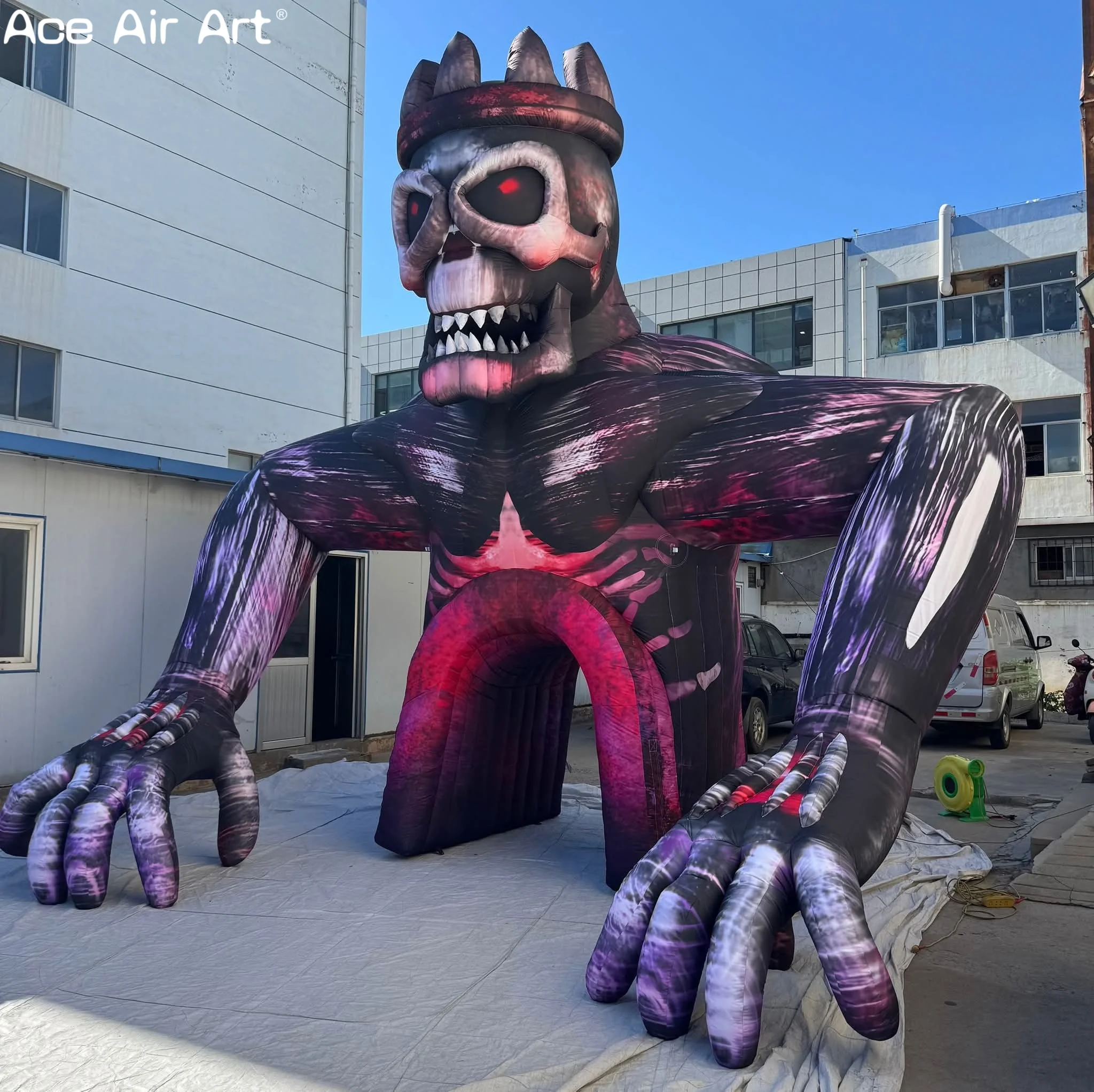 Scary Inflatable Halloween Arch with Death Face Haunted Entrance Decoration for Parties & Outdoor Events