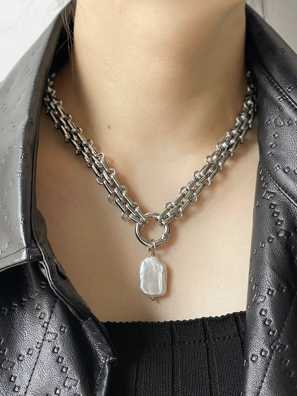 Thumbnail 2 - #3 Best Chunky Chain Necklaces to Buy In 2026