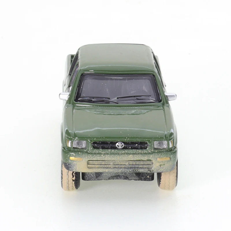 JKM 1/64 Toyota Highlander Middle East Sand and Dust Edition Alloy Car Model Pocket Car Model Decoration Diecasts Toy Vehicles