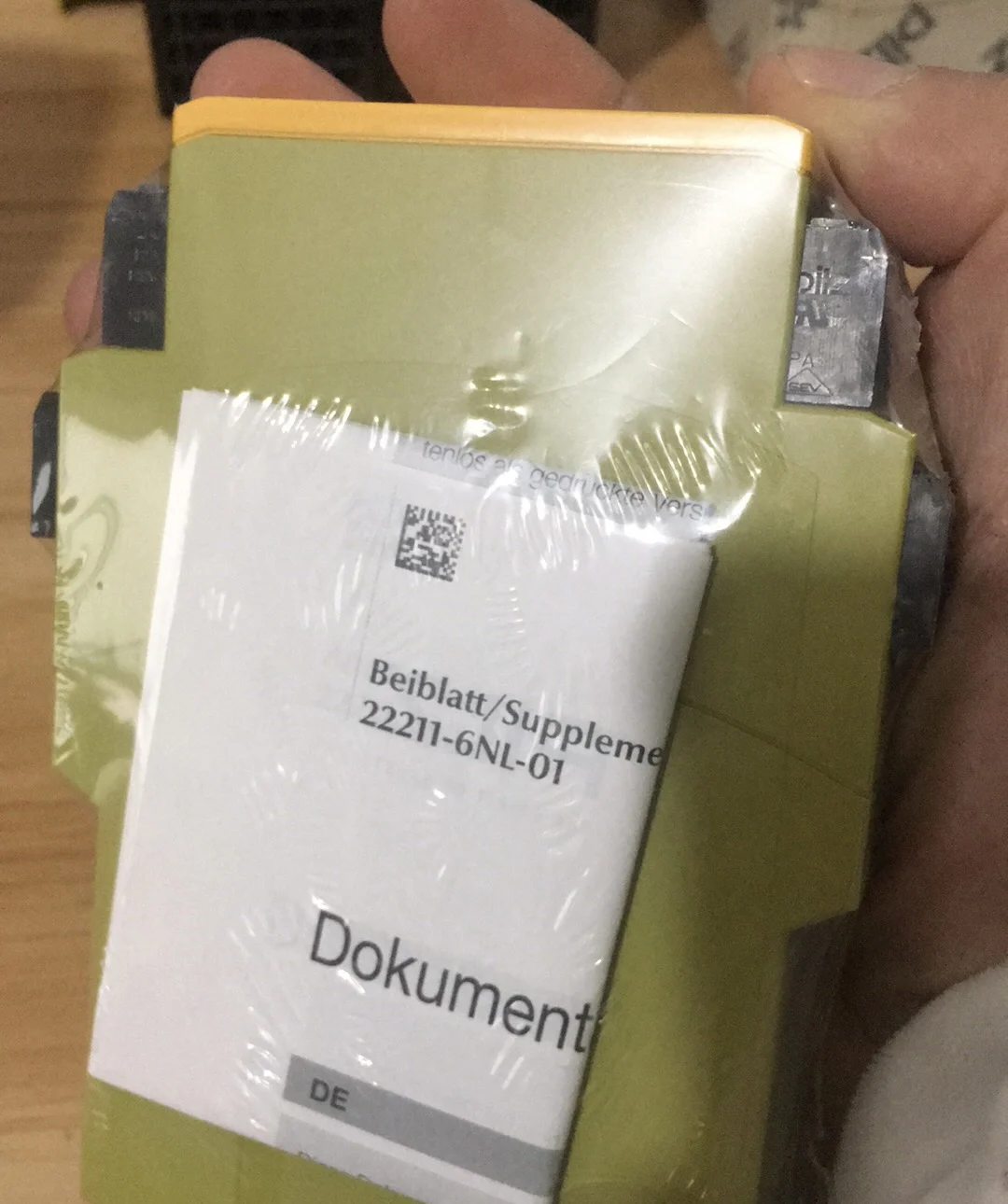 PILZ Safety Relay PNOZ X1P 24VDC 3n/o 1n/c Original 777100