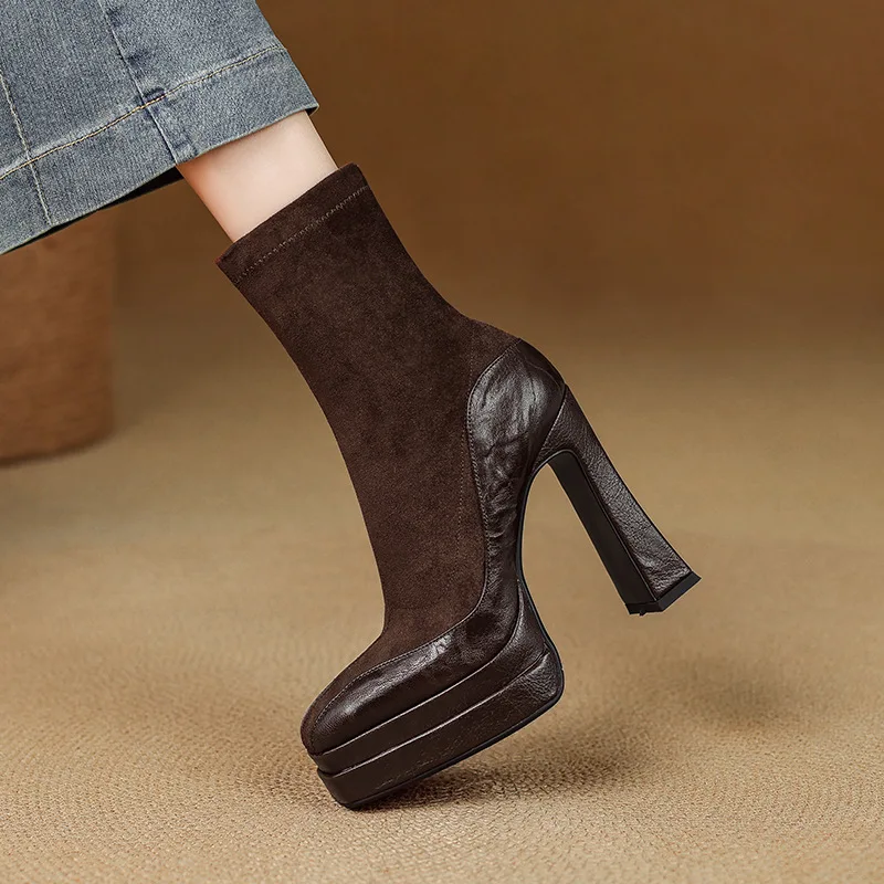 

Women's Suede Leather Ankle Boots Platform Sole Chunky Heel Two-Tone Bold Design for Elegant Casual Street Autumn Fashion Looks