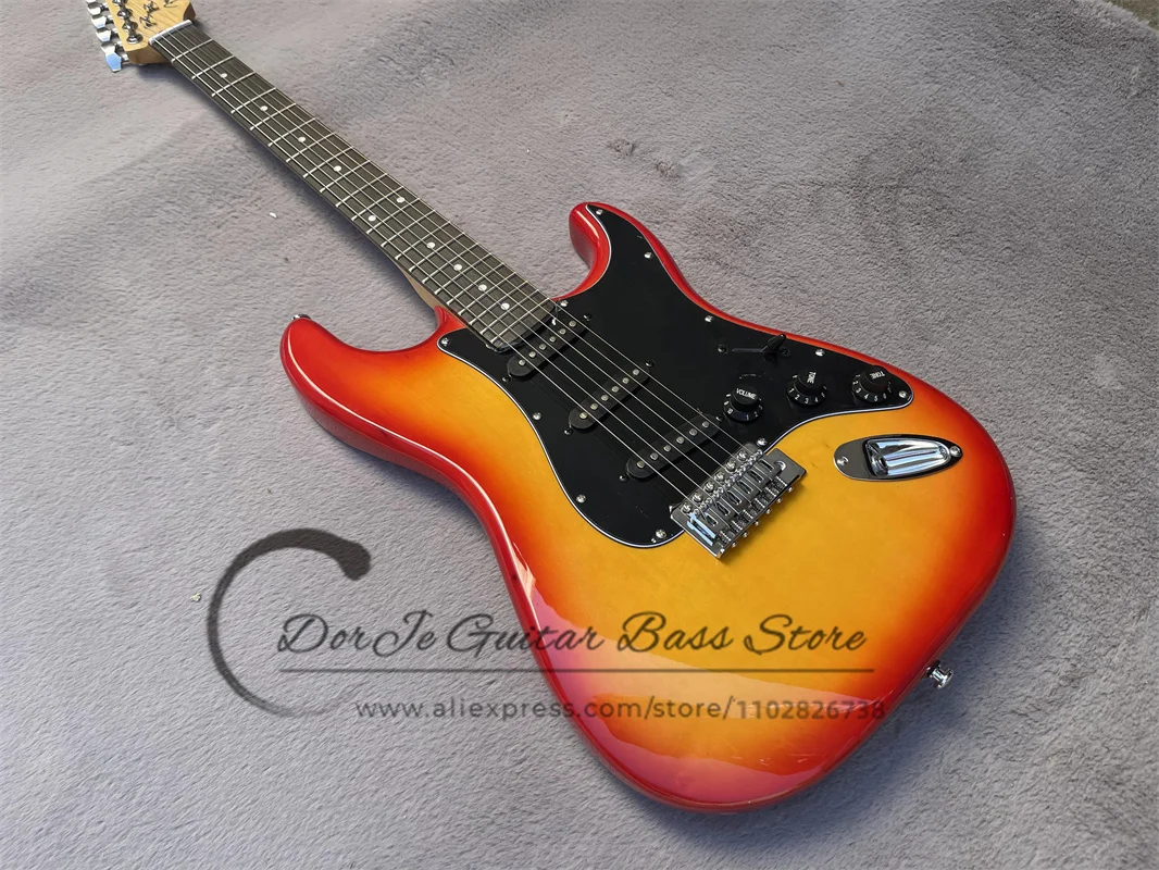 

Электрическая гитара Sunset Stra Body Black Guard Plate Maple Neck Rose Wood fingerboard Single Shake Bridge Chrome тюнер