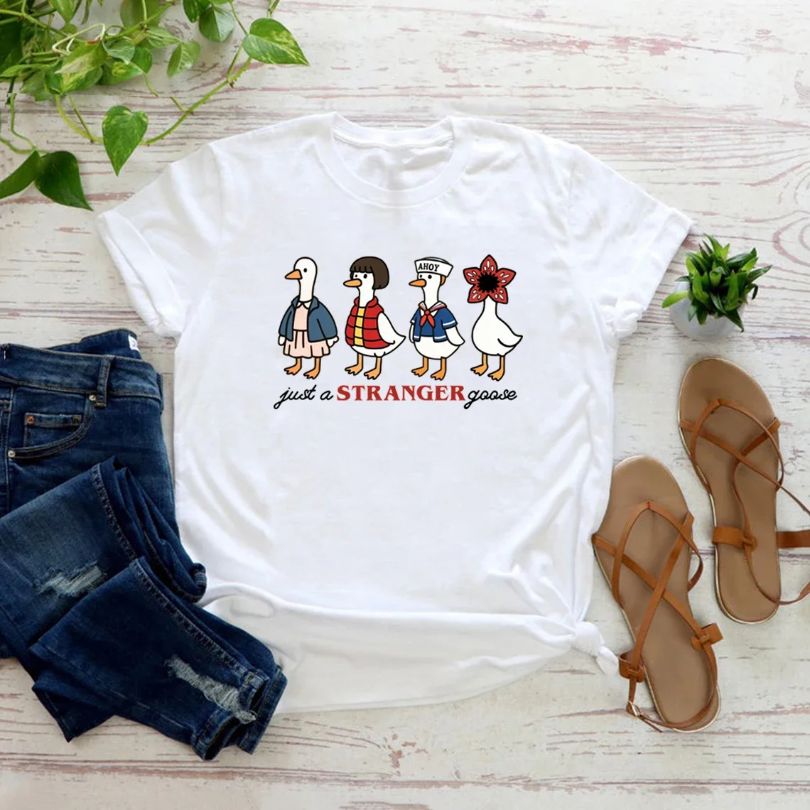Just A Stranger Goose T-Shirt Funny Goose Parody Shirt Women Short Sleeve Graphic Tee TV Series T-shirt Streetwear Women Tops