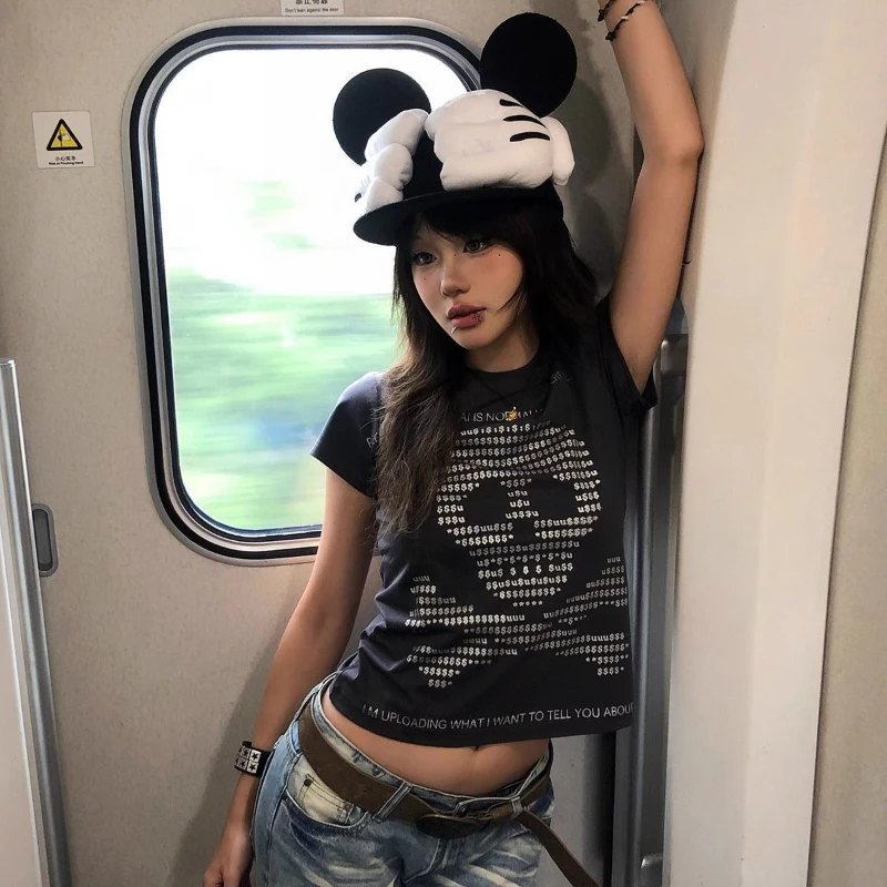 

HOUZHOU Gothic Black T-shirts Women Harajuku Vintage Grunge Graphic Crop Tops Japanese Syle Punk Short Sleeve T-shirt Streetwear