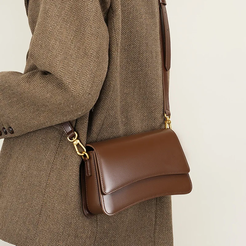 Versatile Single Shoulder Crossbody Bag Fashionable Temperament Niche High-End Feeling Underarm Women's Bag
