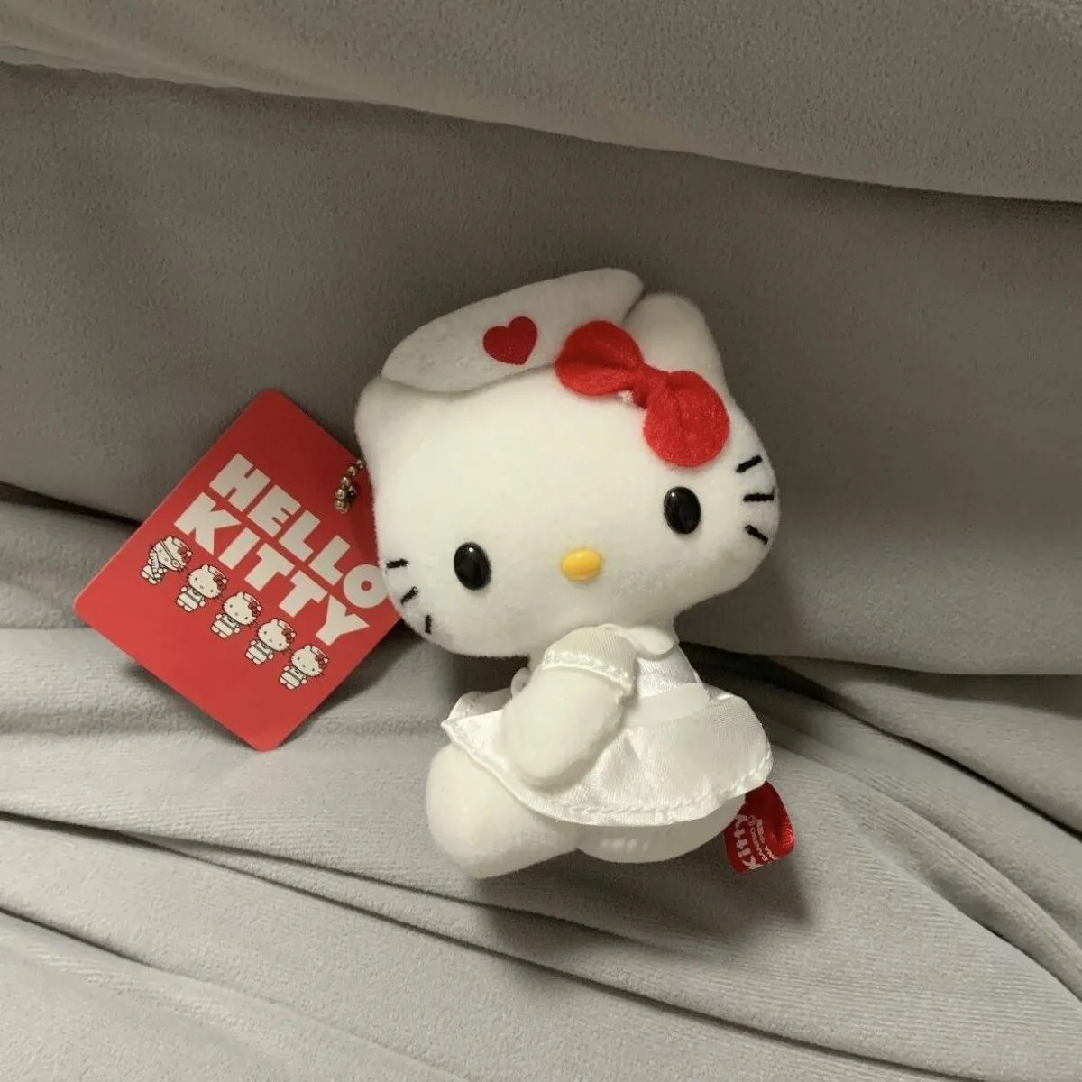 Hello Kitty Plush Doll Keychain Genuine Miniso Cartoon Nurse Katie Cat Kawaii Keychain Pendant Plushies Backpacks Decoration