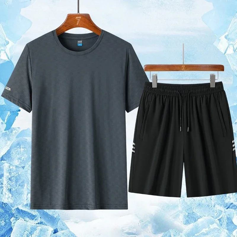 Nieuw Hoogwaardig, In Ijs Geademend, Heren T-Shirt Met Korte Mouwen En 5-Punts Shorts Met Een Comfortabele, Coole Buitensportset