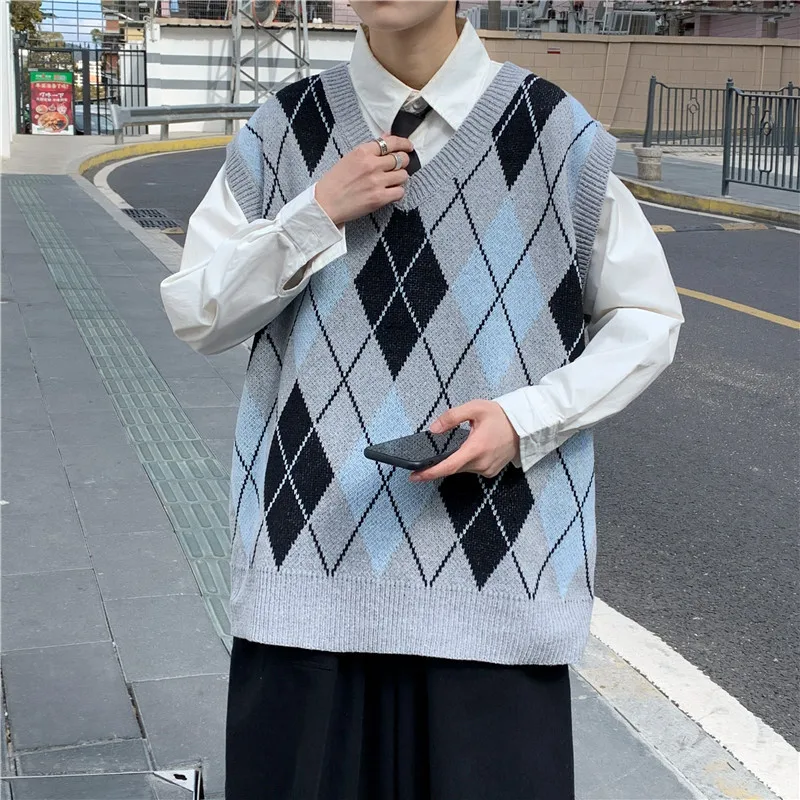 Sweater Vest Men Argyle New Arrival Male Sleeveless Harajuku V-neck Students Design Knitting Ulzzang Preppy Style Teens Casual