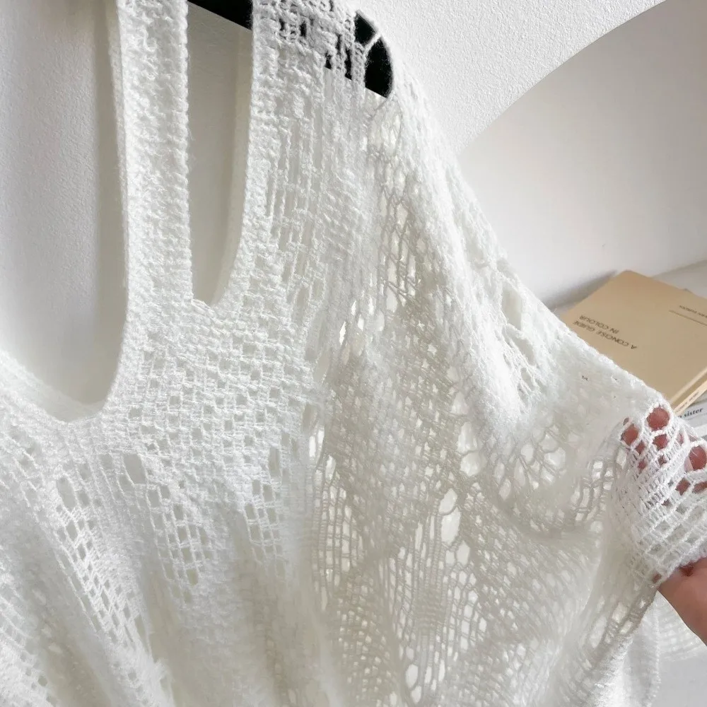 

Breathable Sun Protection Bohemian Shawl Plus Size Tassels Knit Hollow Out Top Beach Wear Loose Crochet Top Women Lady